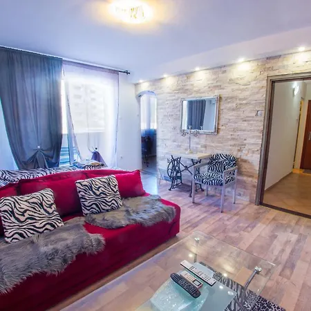 Zebra Apartment